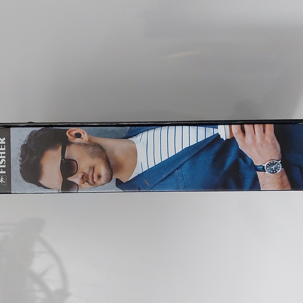 FISHER BLUETOOTH WIRELESS EARPHONES - Picture 4 of 5